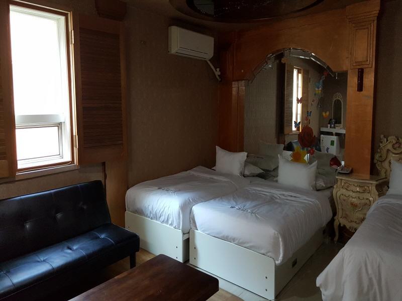 Hotel Queen Busan Exterior foto